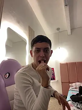 Iamcami  online show from 23, 2, 2026