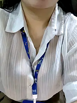 Snapshot of Arica_sexykiss chatting on 3, 2, 2026 Arica sexykiss online show from 3, 2, 2026