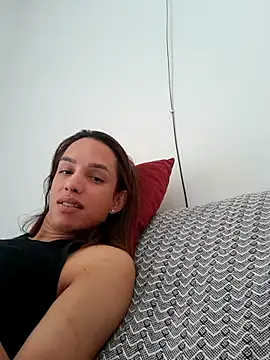 ofjuliaa online show from 9, 2, 2026