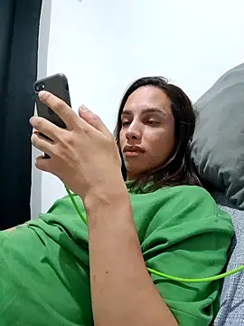 Snapshot of ofjuliaa chatting on 1, 5, 2026 ofjuliaa online show from 1, 5, 2026