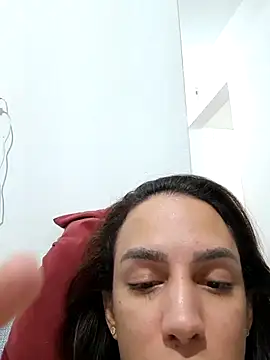 Snapshot of ofjuliaa chatting on 17, 5, 2026 ofjuliaa online show from 17, 5, 2026