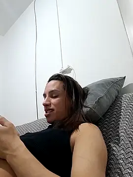 Snapshot of ofjuliaa chatting on 28, 5, 2026 ofjuliaa online show from 28, 5, 2026