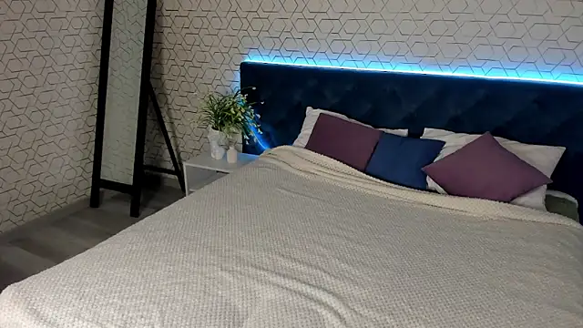 Snapshot of desiree_doll chatting on 12, 2, 2026 desiree doll online show from 12, 2, 2026