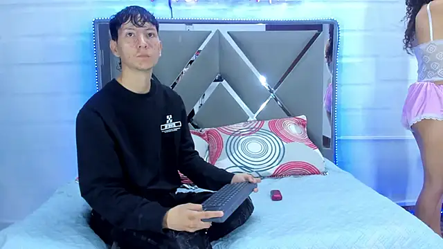 BunnyLove  online show from 12, 1, 2026