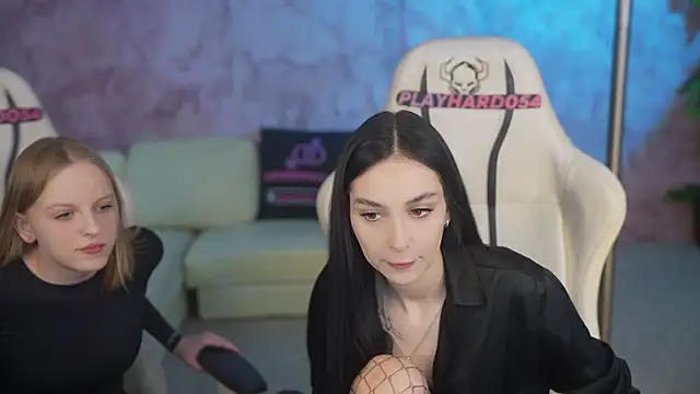 Snapshot of Mila_Rose054 chatting on 21, 2, 2026 Mila Rose054 online show from 21, 2, 2026