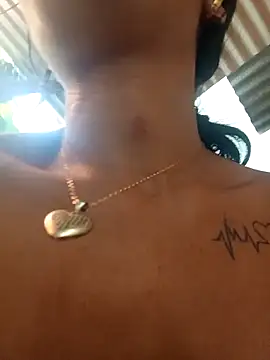 chikivivi- online show from 11, 2, 2026