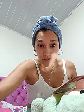 Snapshot of EcoDePiel chatting on 3, 7, 2026 EcoDePiel online show from 3, 7, 2026