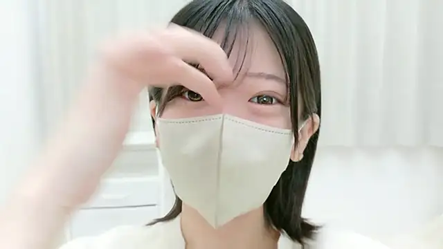 yuruchan  online show from 8, 4, 2026