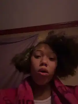 Tamiii420 online show from 2, 2, 2026