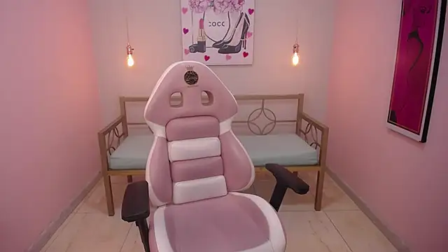 Snapshot of Adri_gomez_x chatting on 14, 2, 2026 Adri gomez x online show from 14, 2, 2026