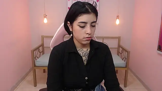 Snapshot of Adri_gomez_x chatting on 3, 3, 2026 Adri gomez x online show from 3, 3, 2026