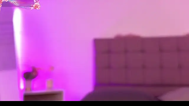 Snapshot of DulceRouss_ chatting on 11, 1, 2026 DulceRouss online show from 11, 1, 2026