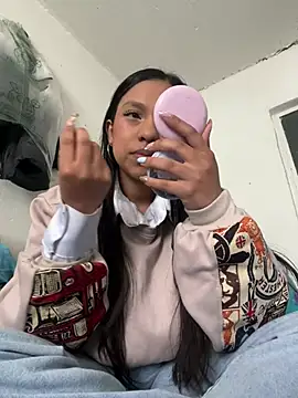 DulceRouss  online show from 8, 3, 2026