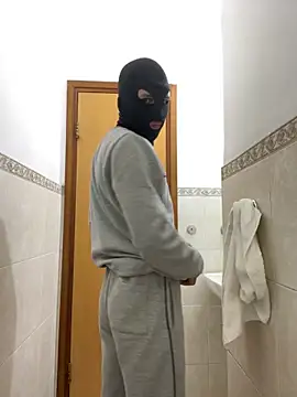 petiteyanel online show from 16, 2, 2026