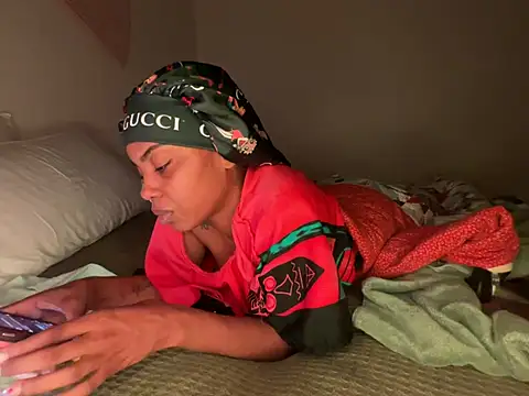 Snapshot of oshun6360 chatting on 21, 4, 2026 oshun6360 online show from 21, 4, 2026