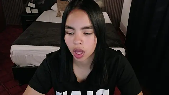 SofiaMante  online show from 3, 4, 2026