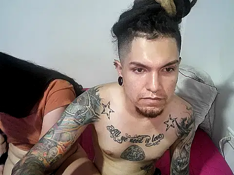 Snapshot of steffandjoshh420 chatting on 4, 3, 2026 steffandjoshh420 online show from 4, 3, 2026