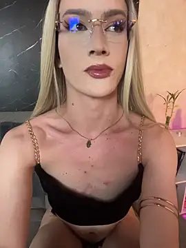 Snapshot of Alana_Stone chatting on 26, 7, 2026 Alana Stone online show from 26, 7, 2026