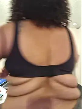 Big Booty Bonnie online show from 19, 7, 2026