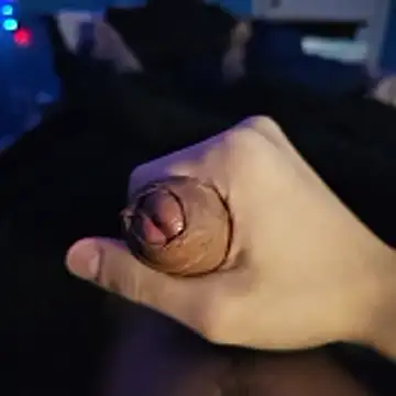 Snapshot of AnonymousTwinkie chatting on 15, 1, 2026 AnonymousTwinkie online show from 15, 1, 2026