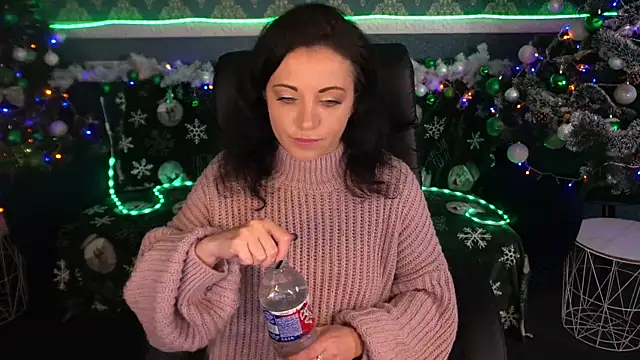 Dafni Monn online show from 21, 12, 2025