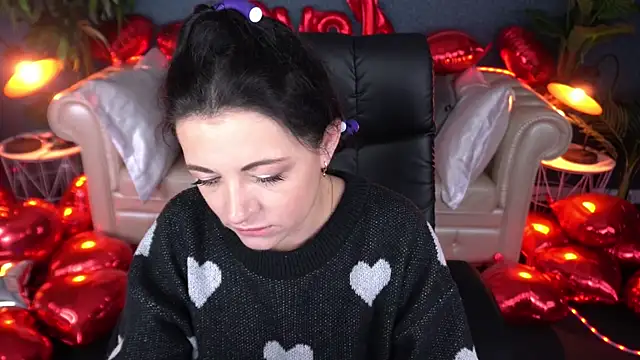 Dafni Monn online show from 11, 2, 2026