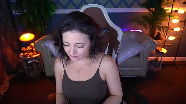 Snapshot of Dafni_Monn chatting on 18, 6, 2026 Dafni Monn online show from 18, 6, 2026