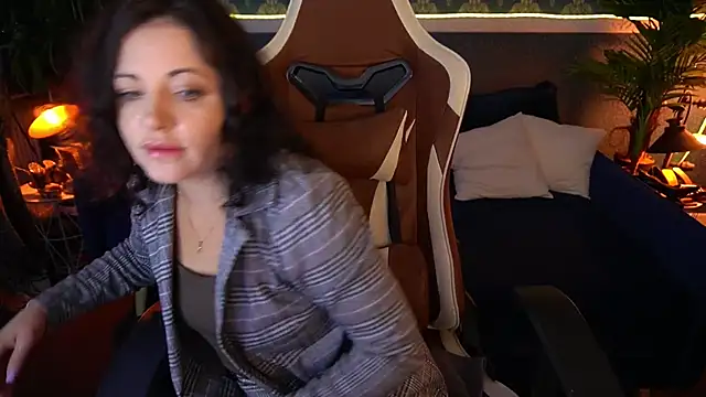 Snapshot of Dafni_Monn chatting on 9, 7, 2026 Dafni Monn online show from 9, 7, 2026
