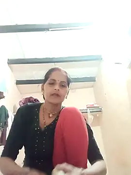 Snapshot of Hasmi_hot09 chatting on 18, 2, 2026 Hasmi hot09 online show from 18, 2, 2026