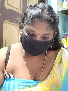 Snapshot of divyasree1431 chatting on 26, 6, 2026 divyasree1431 online show from 26, 6, 2026