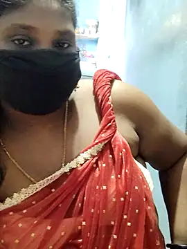 Snapshot of divyasree1431 chatting on 1, 7, 2026 divyasree1431 online show from 1, 7, 2026