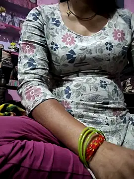 Nilam cute online show from 6, 4, 2026