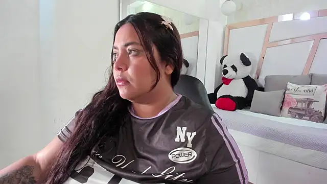 Snapshot of tatikanyx chatting on 7, 5, 2026 tatikanyx online show from 7, 5, 2026