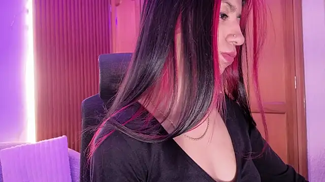 dulcetorresvg online show from 28, 2, 2026