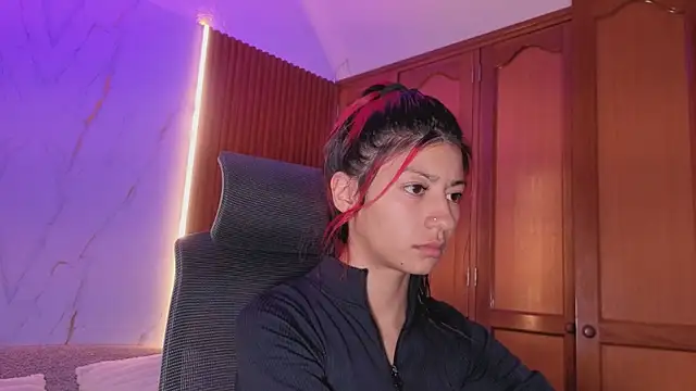 dulcetorresvg online show from 11, 4, 2026