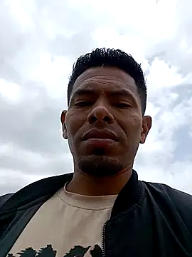 Snapshot of adambrosk_08 chatting on 8, 2, 2026 adambrosk 08 online show from 8, 2, 2026