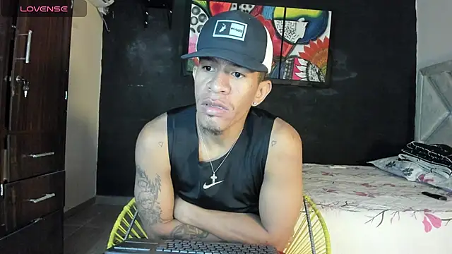 Snapshot of antonio_aguilarx chatting on 4, 7, 2026 antonio aguilarx online show from 4, 7, 2026