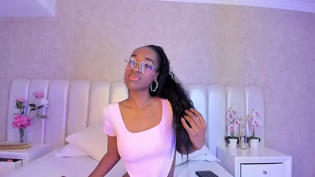 Snapshot of Julianiita_ chatting on 14, 2, 2026 Julianiita online show from 14, 2, 2026