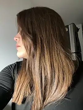 ivy velvet online show from 14, 2, 2026