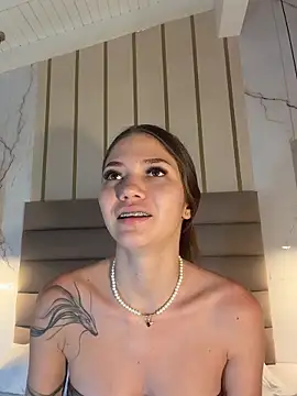 EmmaJhoons online show from 26, 3, 2026