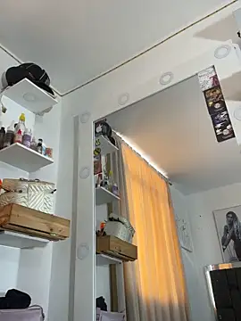 Black shai01 online show from 15, 4, 2026