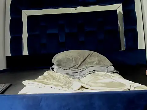 Scook Gray  online show from 19, 2, 2026