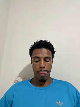 LorenzoBlack27 online show from 18, 3, 2026