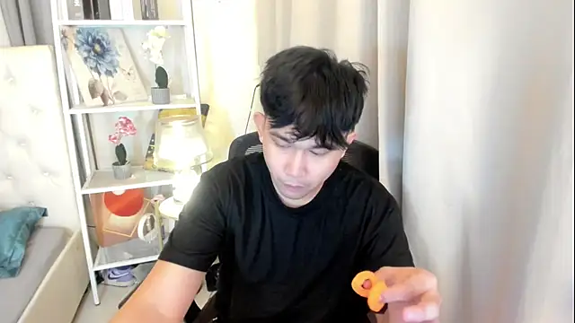 Snapshot of davincihugecock chatting on 30, 5, 2026 davincihugecock online show from 30, 5, 2026