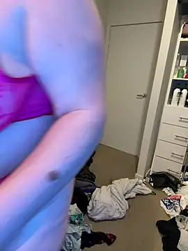 carinabro10 online show from 29, 3, 2026