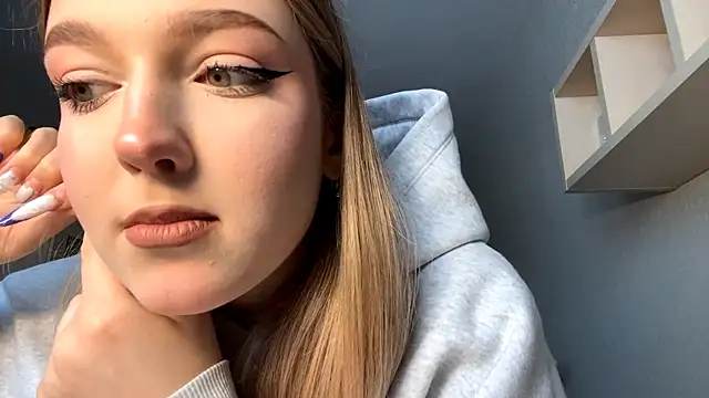 JammieMickiewicz online show from 12, 1, 2026