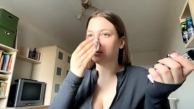 JammieMickiewicz online show from 19, 3, 2026