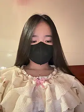 Gwen879 online show from 13, 3, 2026