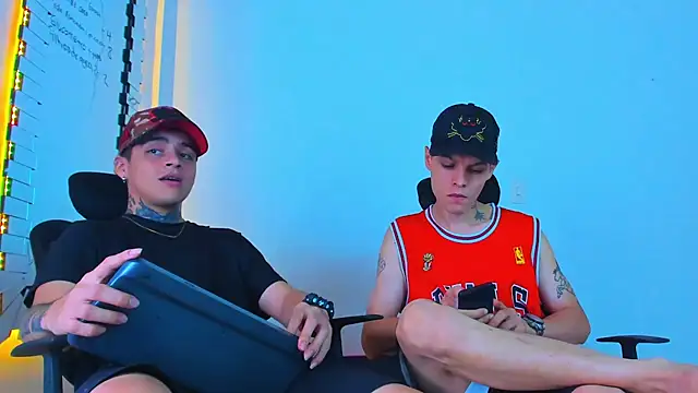 Thomas-Wil online show from 10, 2, 2026