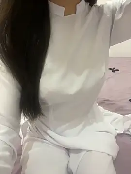 Snapshot of Linhtruong__ chatting on 28, 2, 2026 Linhtruong online show from 28, 2, 2026